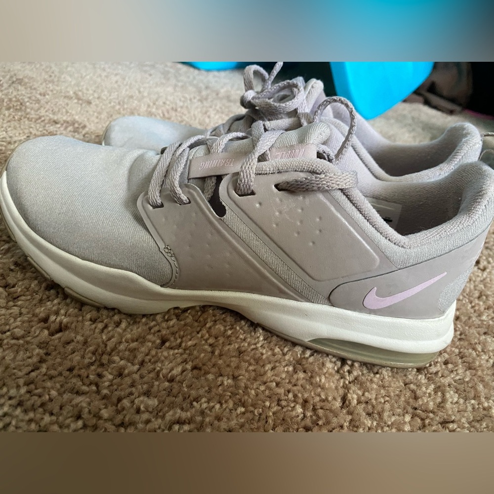 Nike Womens Air Bella TR Moon Particle Canvas Silver Grey Sneakers